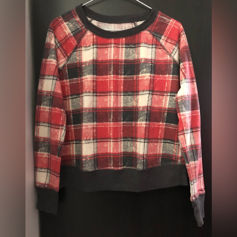 Mossimo Checkered Long Sleeves Blouse